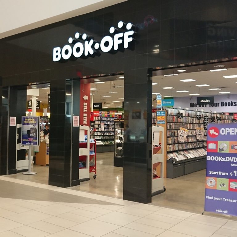 BOOKOFF Del Amo Fashion Center BOOKOFF USA